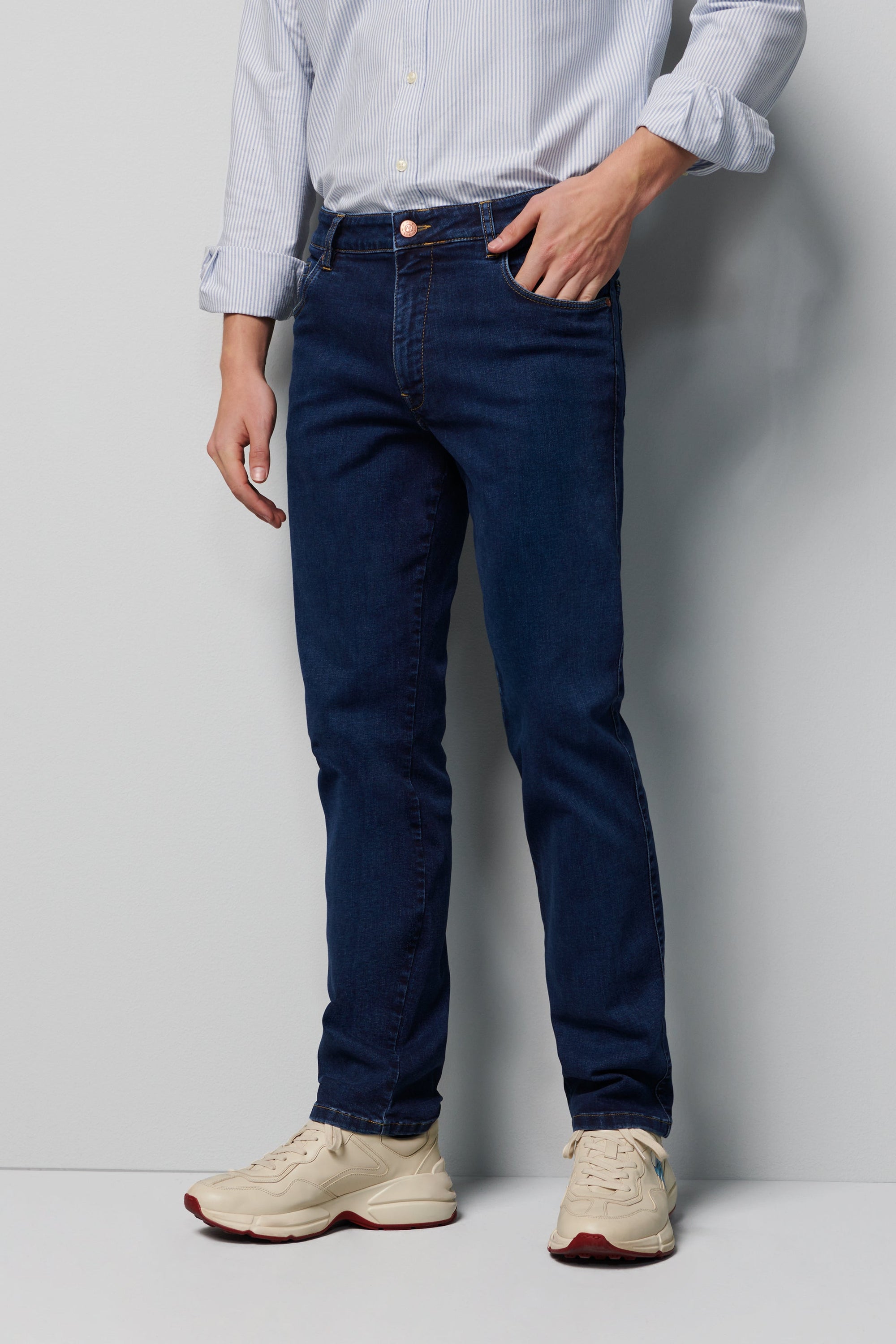 REGULAR 9-6256 PERFORMANCE DENIM