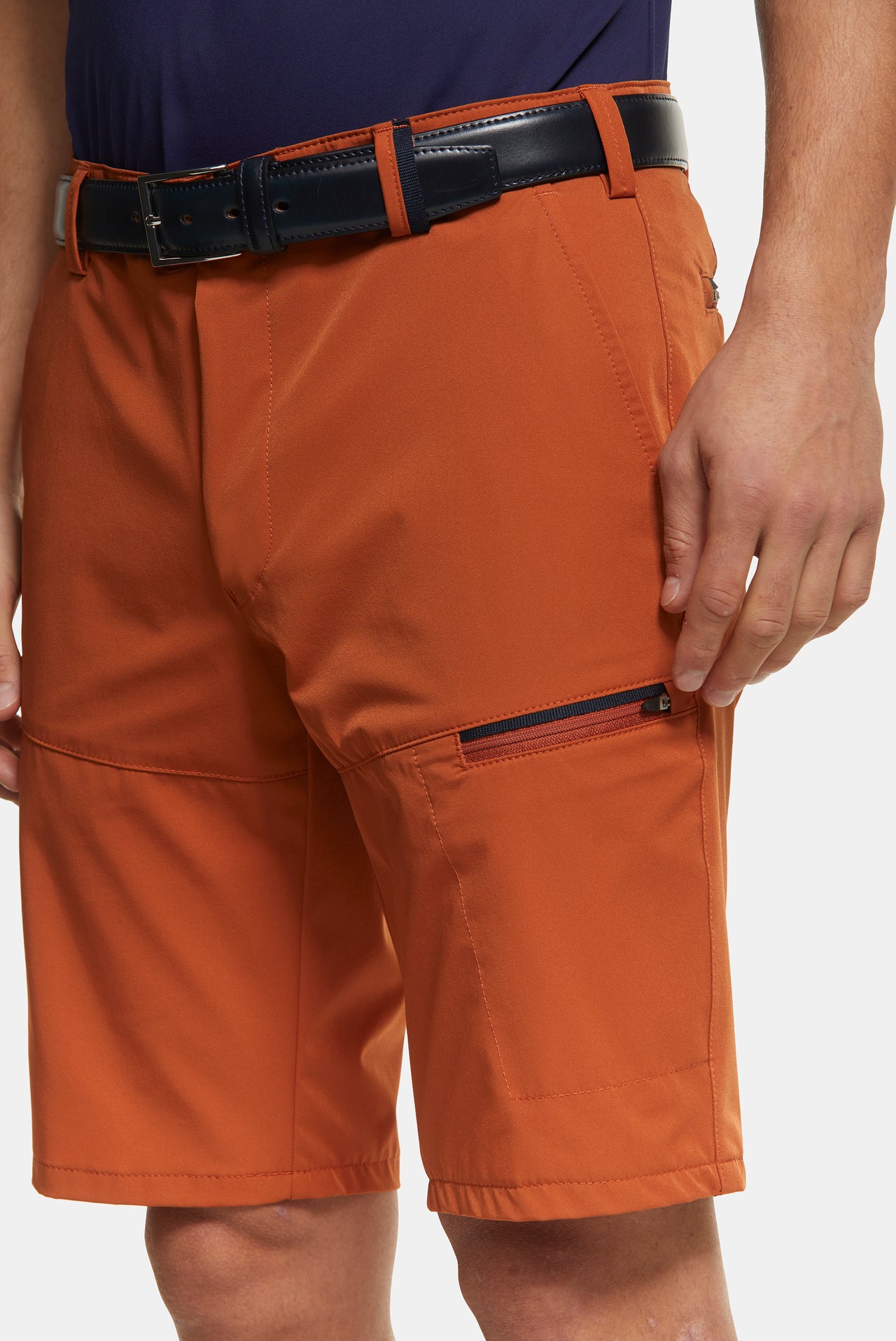 B-Arran 1-8070 ACTIVE • SHORT