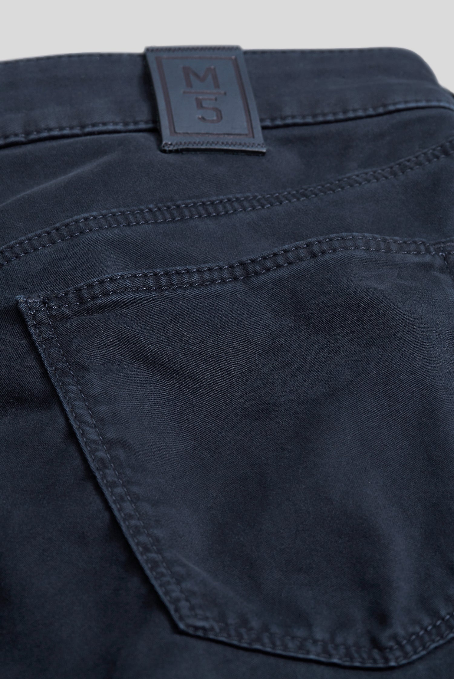 SLIM 9-6106 HIGH PERFORMANCE SATIN